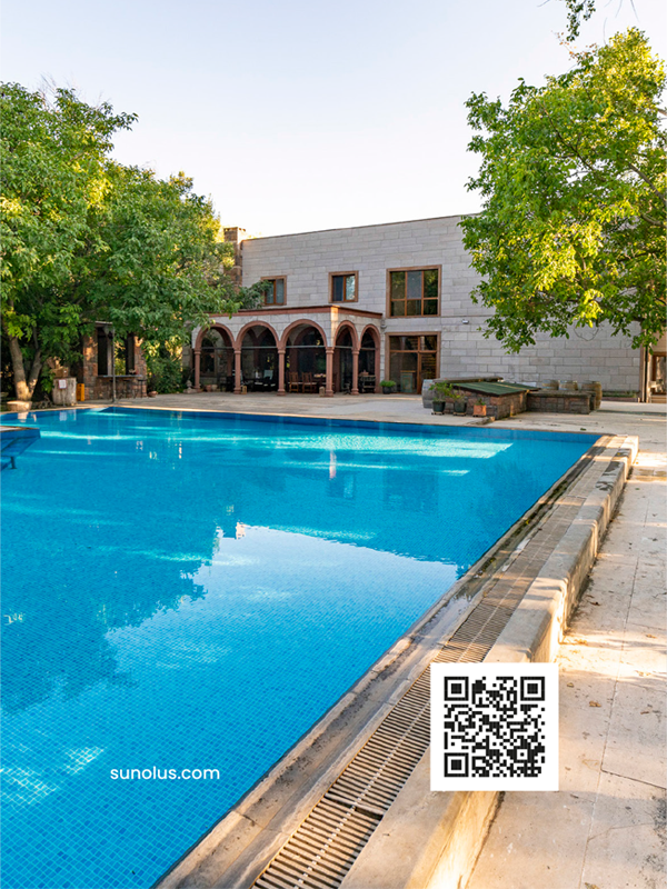 Sunolus Vineyard House